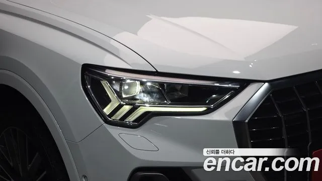 Audi Q3 35 TDI quattro Premium — Фото автомобиля 16
