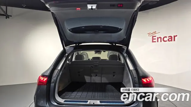 Mercedes-Benz EQE — Фото автомобиля 14