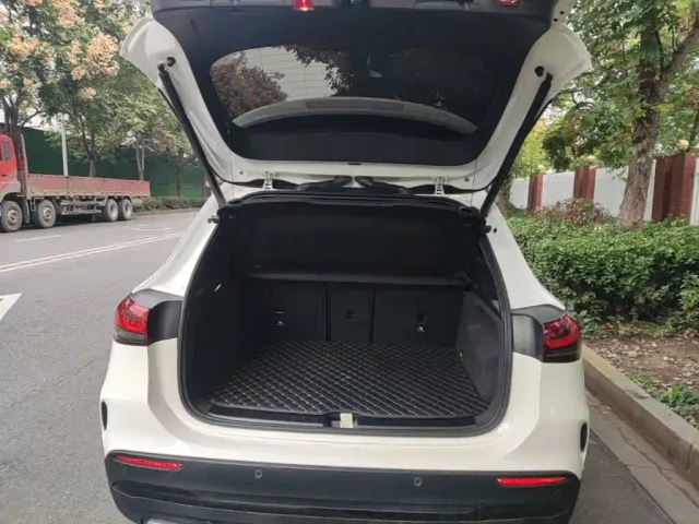 Mercedes-Benz GLA-Class — Фото автомобиля 18