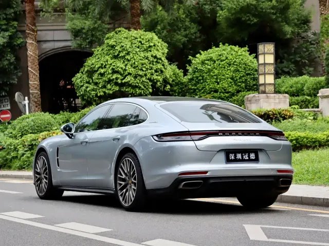 Porsche Panamera — Фото автомобиля 6