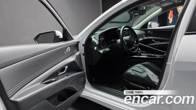 Hyundai AVANTE Modern — Фото автомобиля 10