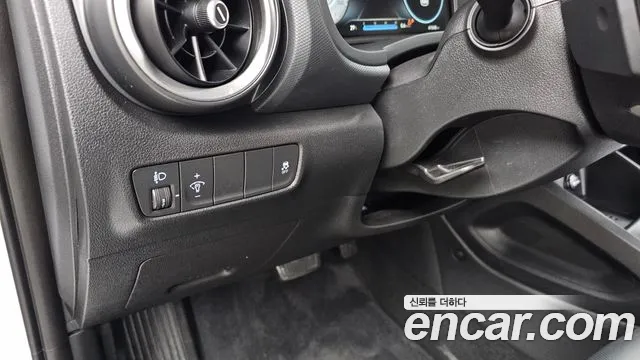 Hyundai Kona Новый Kona Бензин 2.0 2WD — Фото автомобиля 19