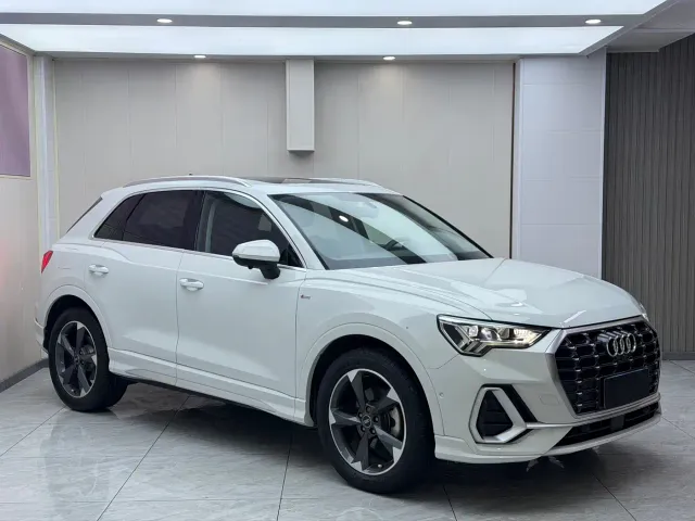 Audi Q3 — Фото автомобиля 3