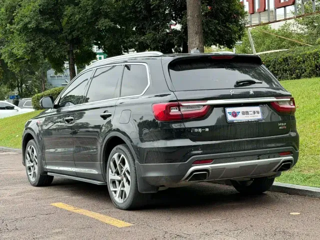 Hongqi HS7 — Фото автомобиля 4