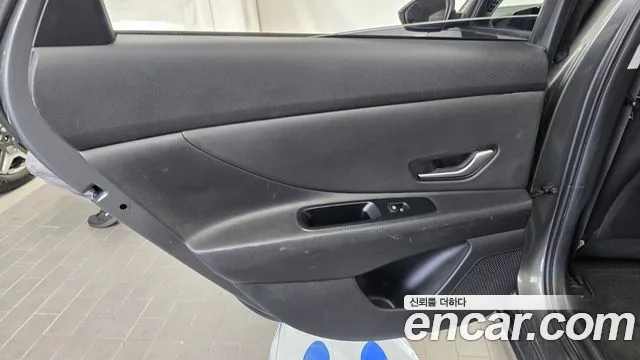 Hyundai Avante — Фото автомобиля 14