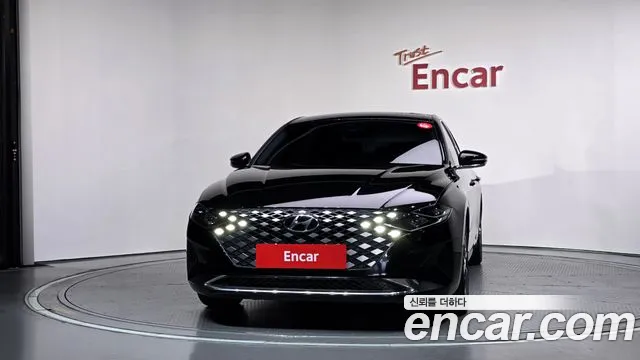 Hyundai Grandeur Grandeur (New) — Фото автомобиля 3