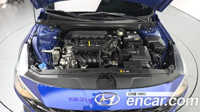 Hyundai Avante CN7 — Фото автомобиля 9
