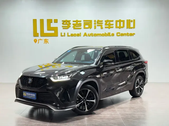 Фотография автомобиля — Toyota Crown Kluger