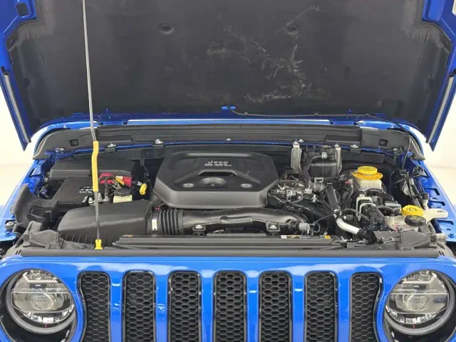 Jeep Wrangler — Фото автомобиля 27