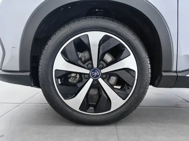 BYD Song PLUS — Фото автомобиля 17