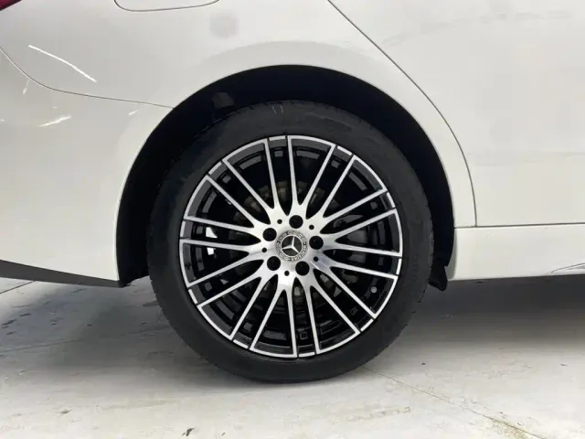 Mercedes-Benz C-Class — Фото автомобиля 11