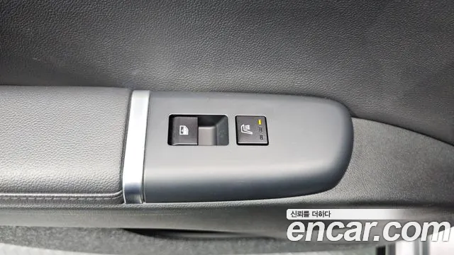 Hyundai Grandeur Grandeur (GN7) 3.5 Бензин 2WD — Фото автомобиля 29