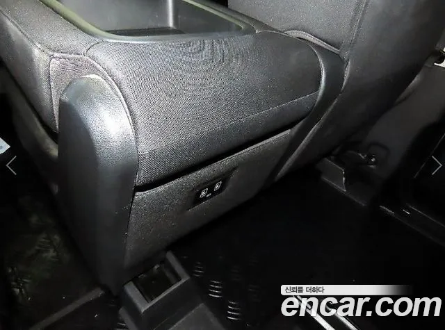 Hyundai Staria Staria Tourer 11 мест — Фото автомобиля 8