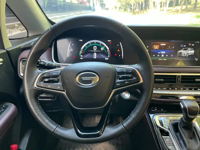 GAC Trumpchi M6 — Фото автомобиля 11