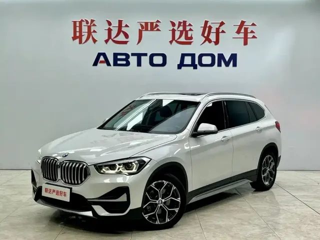 Фотография автомобиля — BMW X1