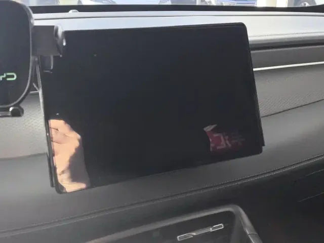 BYD Qin PLUS — Фото автомобиля 13