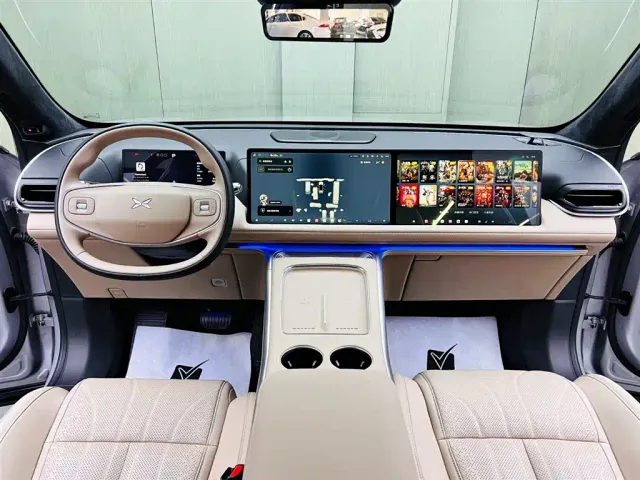 Xpeng G9 — Фото автомобиля 9