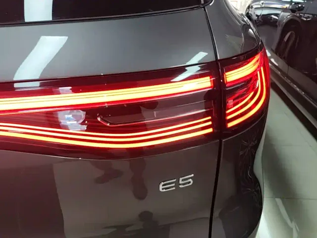 Geely Galaxy E5 — Фото автомобиля 7