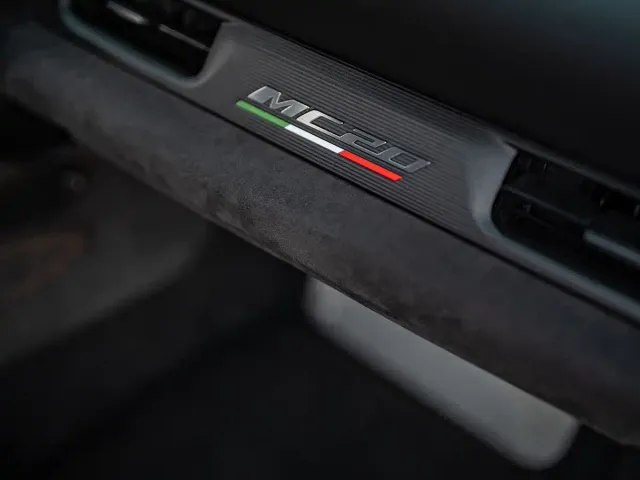 Maserati MC20 — Фото автомобиля 25