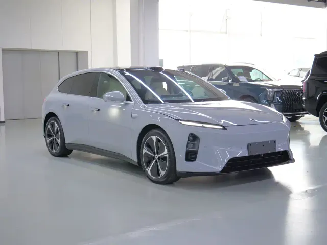 Nio ET5 Touring — Фото автомобиля 3