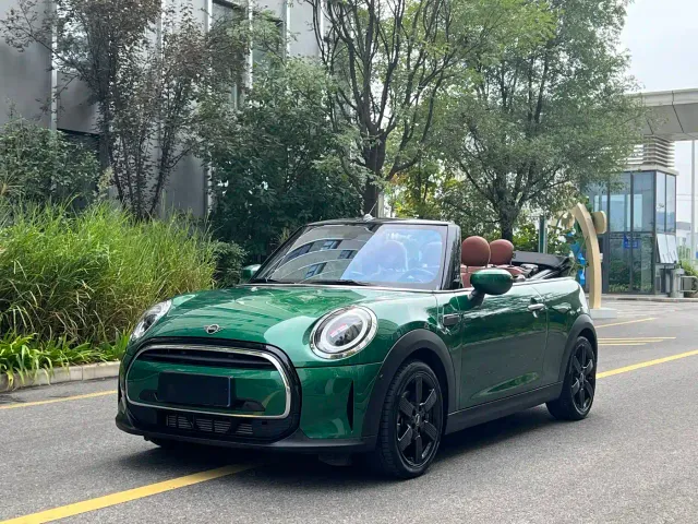 Фотография автомобиля — MINI Hatch