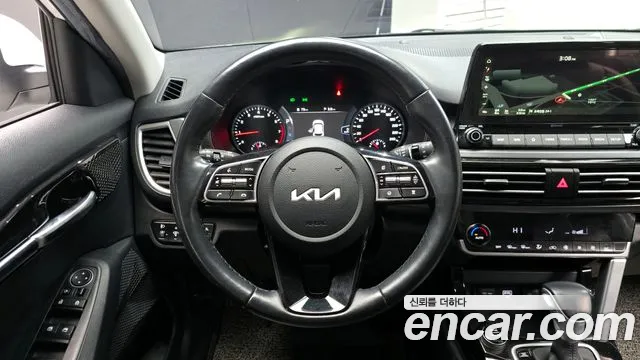 Kia Seltos Seltos Бензин 1.6 турбо 2WD — Фото автомобиля 13