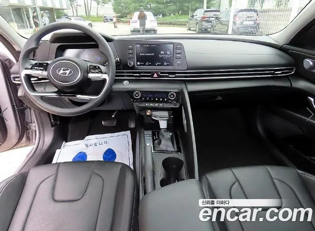 Hyundai AVANTE Новый Avante (CN7) — Фото автомобиля 7