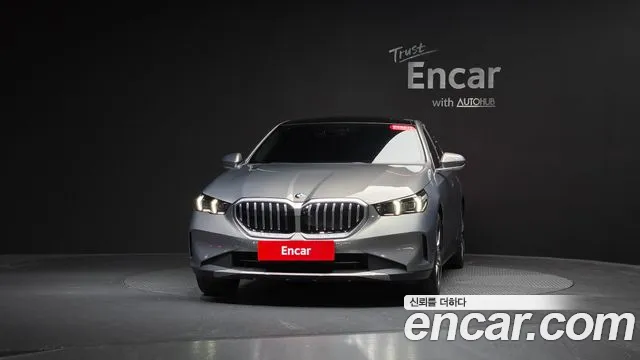 BMW 5-Series — Фото автомобиля 3