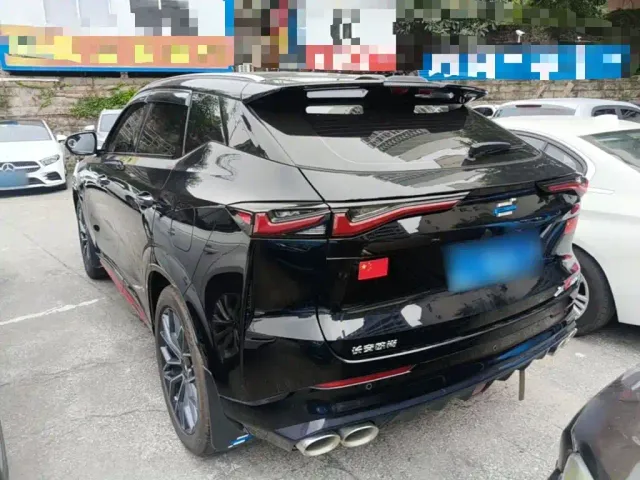 Changan Z6 — Фото автомобиля 4