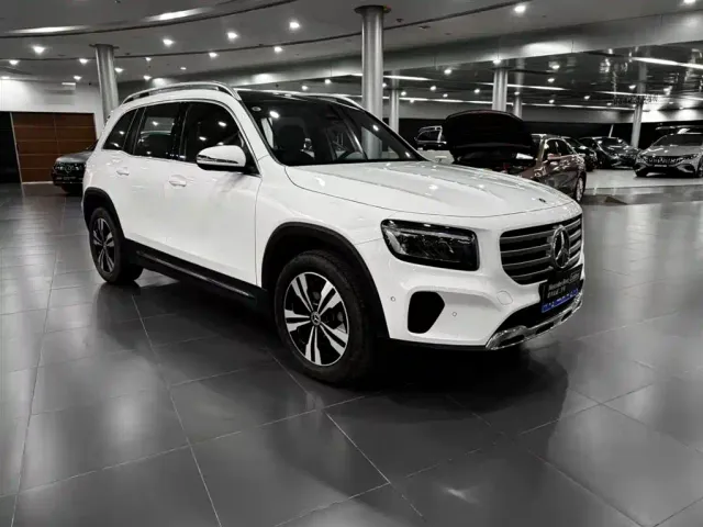 Mercedes-Benz GLB-Class — Фото автомобиля 5