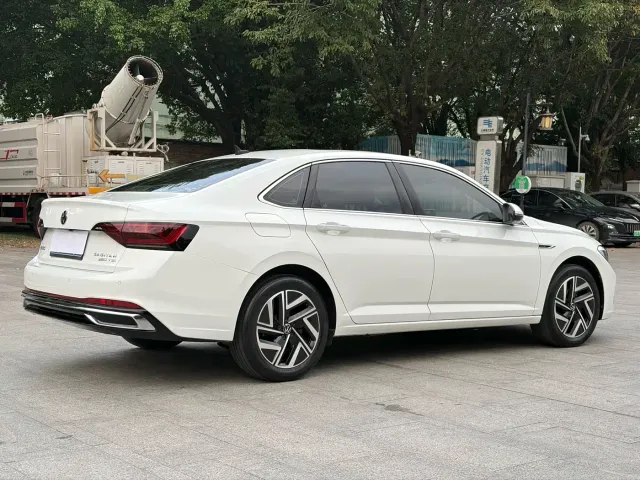 Volkswagen Sagitar — Фото автомобиля 17