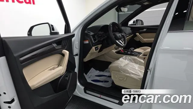 Audi Q5 45 TFSI quattro Premium — Фото автомобиля 8