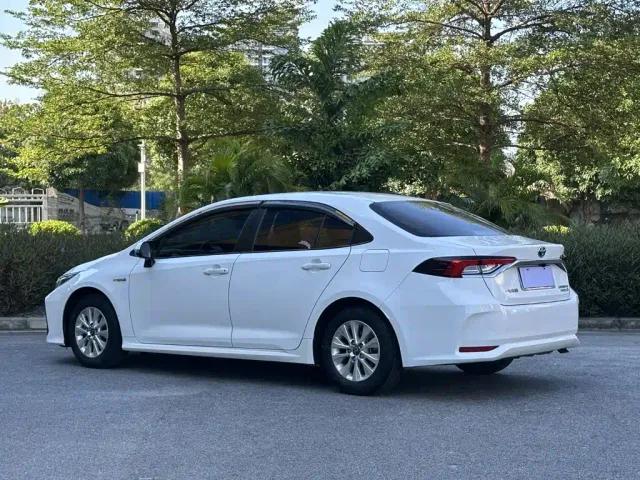 Toyota Corolla — Фото автомобиля 4