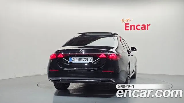 Mercedes-Benz E-Class W214 — Фото автомобиля 4
