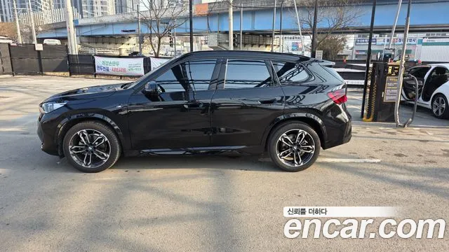BMW X1 U11 — Фото автомобиля 12