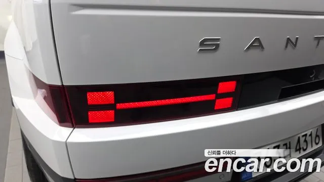 Hyundai Santa Fe MX5 — Фото автомобиля 8