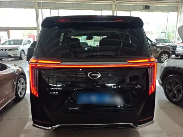GAC Trumpchi M8 — Фото автомобиля 5