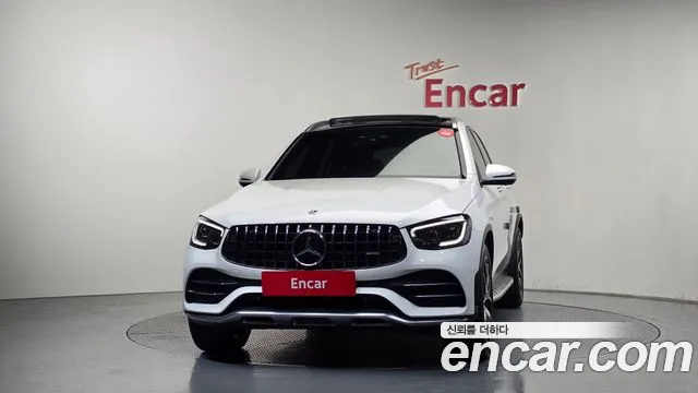 Фотография автомобиля — Mercedes-Benz GLC-Class