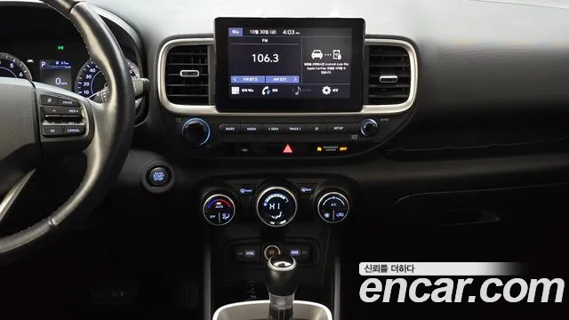 Hyundai Venue — Фото автомобиля 19