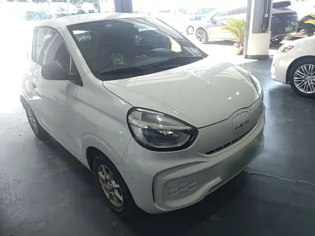 Roewe Clever — Фото автомобиля 3