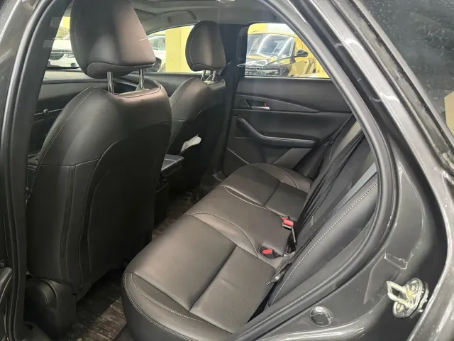 Mazda CX-30 — Фото автомобиля 10