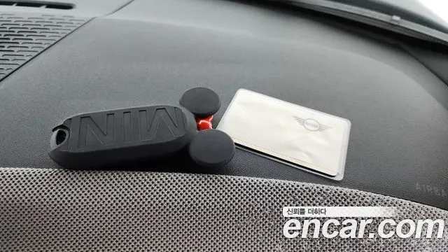 Mini Cooper — Фото автомобиля 25