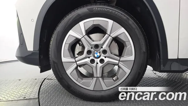 BMW X1 U11 — Фото автомобиля 5