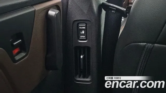 Honda Odyssey — Фото автомобиля 30