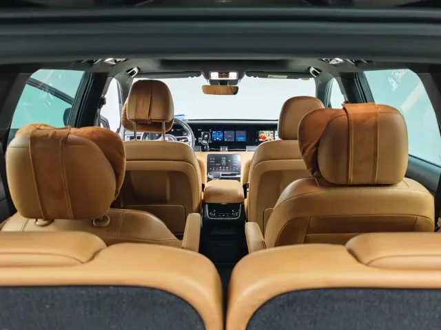 Li Auto ONE — Фото автомобиля 11