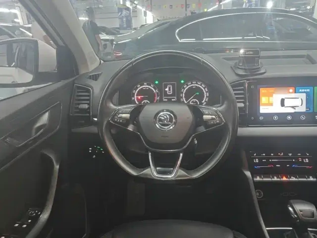Škoda Karoq 2022 TSI280 Luxury — Фото автомобиля 10