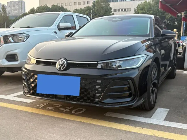 Фотография автомобиля — Volkswagen Passat