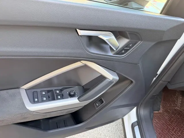 Audi Q3 — Фото автомобиля 12