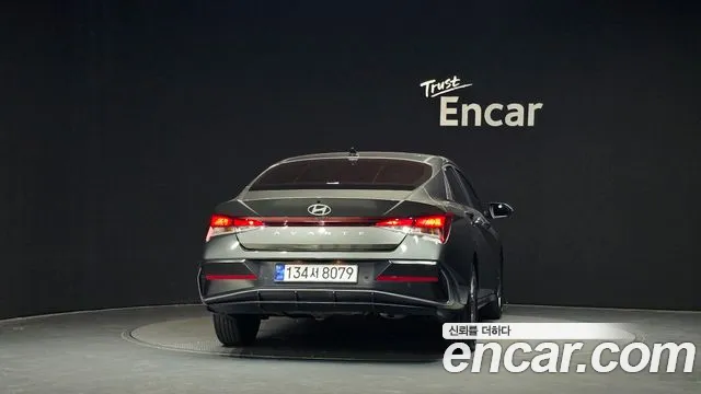 Hyundai Avante CN7 — Фото автомобиля 4