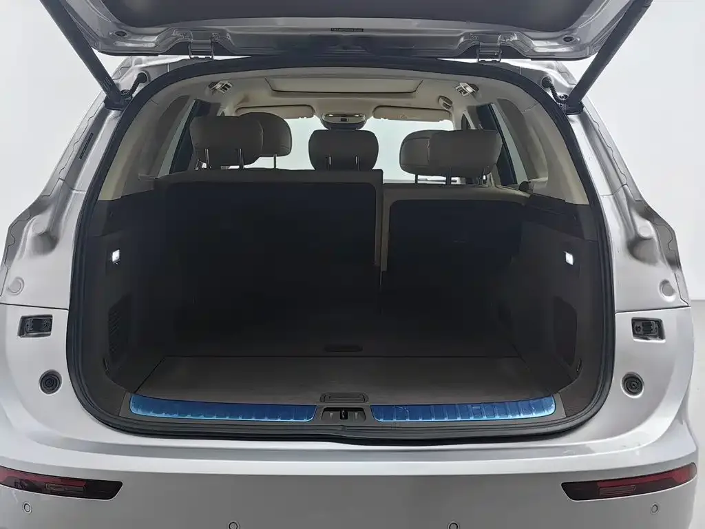 AITO Wenjie AITO M7 2024 1.5T Smart AWD Max Edition 5-Seater — Фото автомобиля 16
